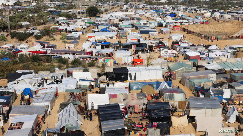 إسرائيل تشتري 40 ألف خيمة لإجلاء المدنيين من رفح 