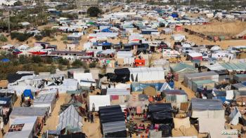 رويترز: إسرائيل اشترت 40 ألف خيمة لإجلاء المدنيين من رفح 