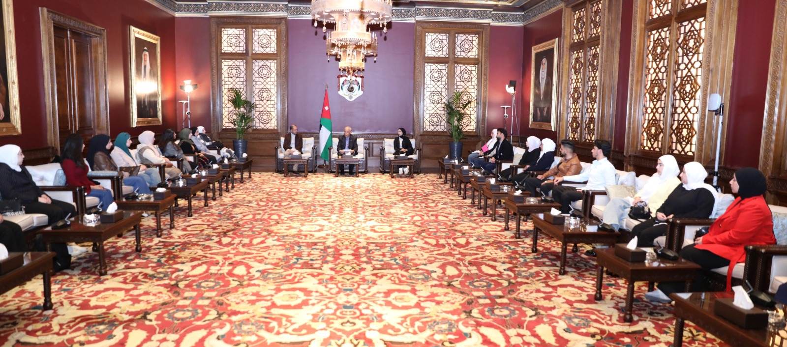 العيسوي يلتقي وفدا شبابيا من مبادرة فكرة أمل التطوعية