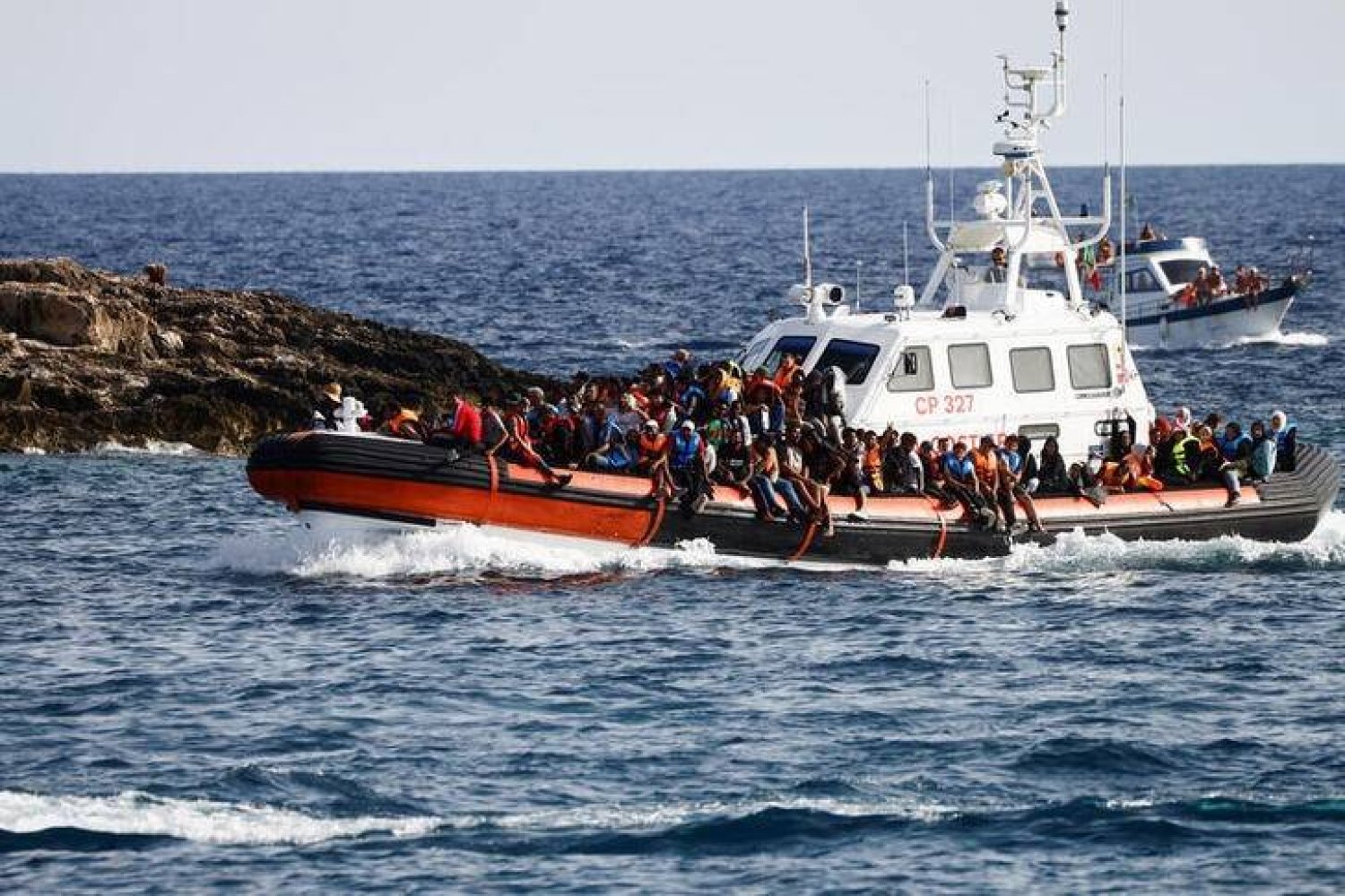 دول أوروبية تريد حلولاً لنقل المهاجرين إلى خارج الاتحاد