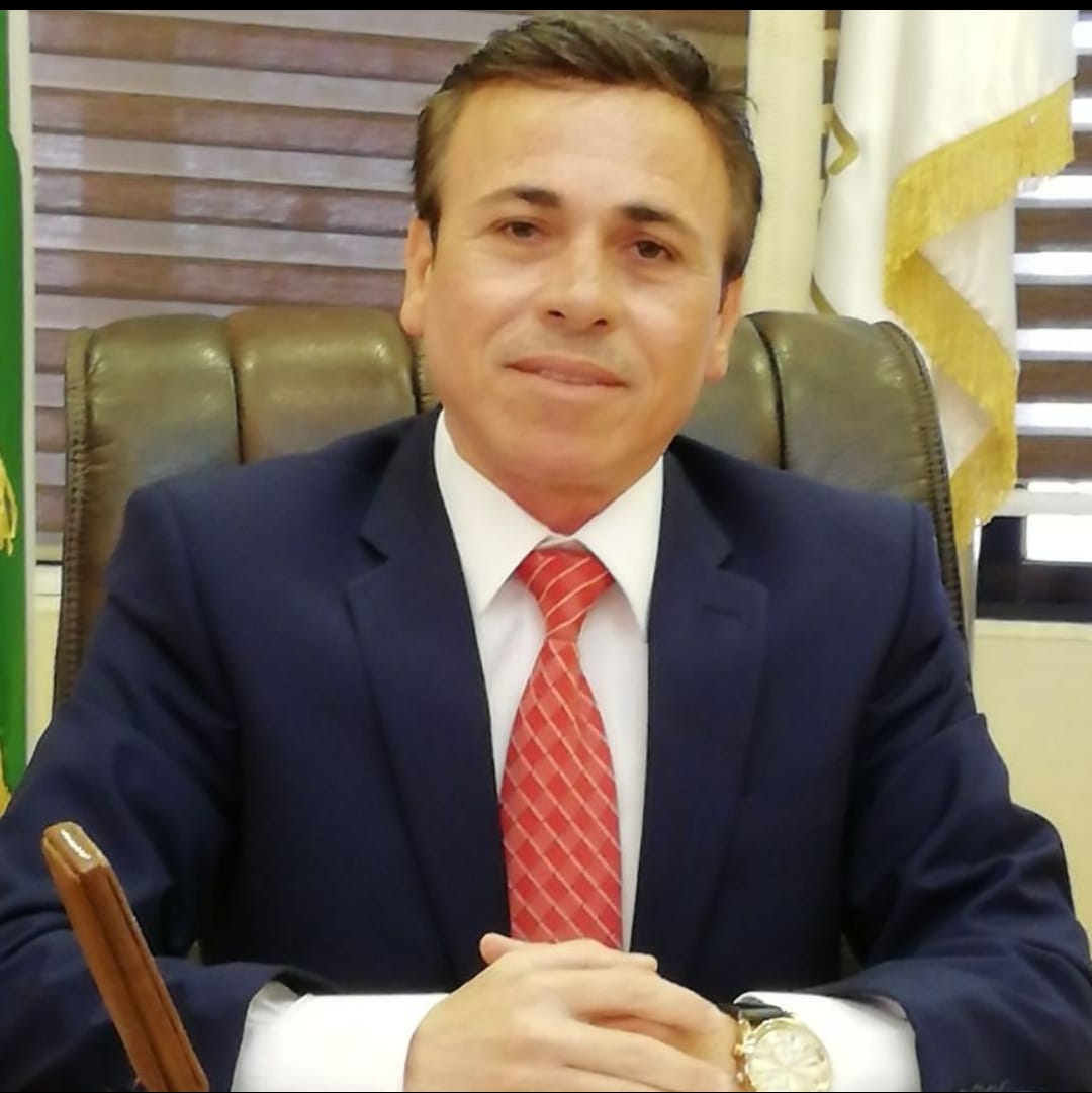 نقيب الفنانين السابق حسين الخطيب