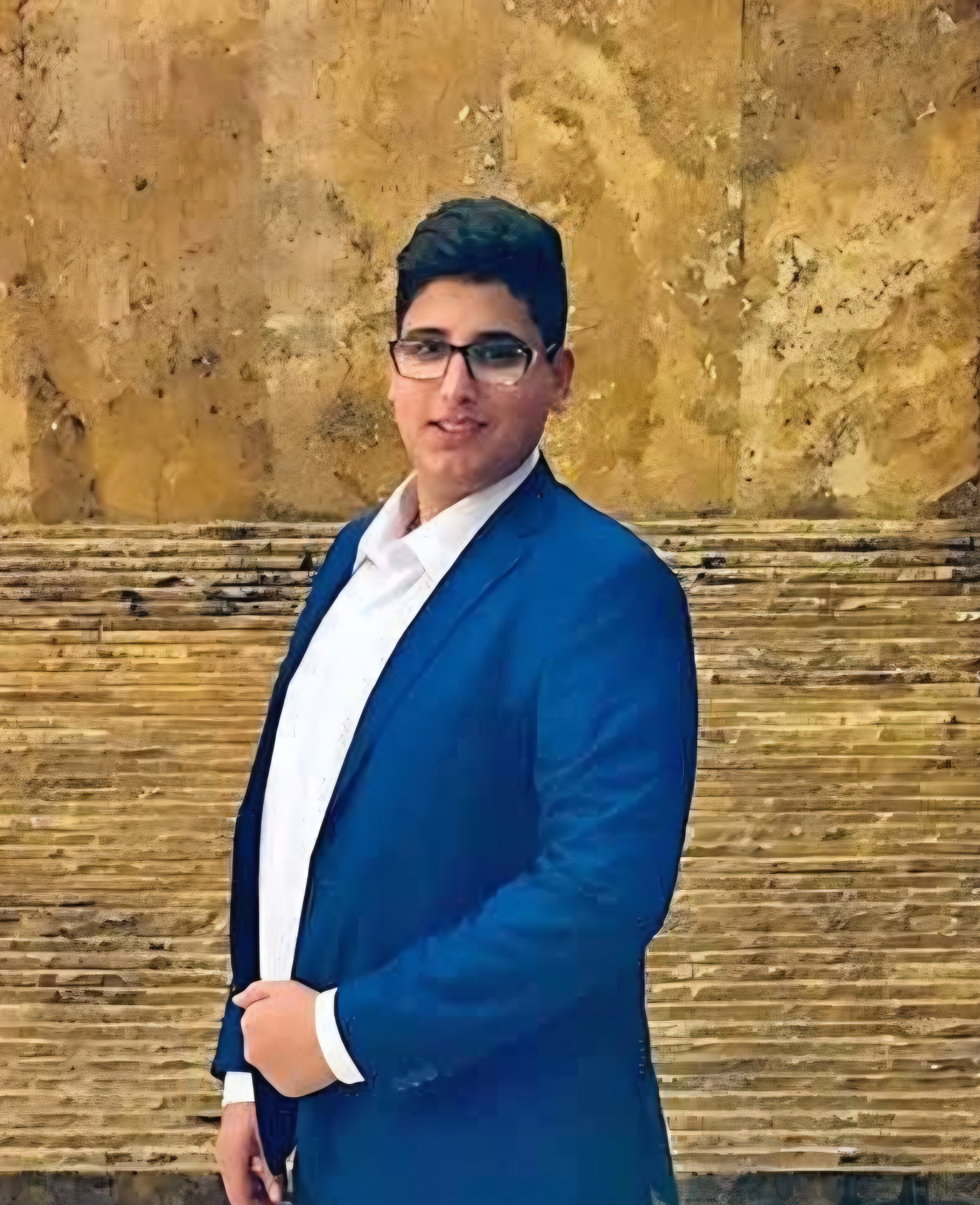 حاكم بلال الخصاونة ..  مبارك التخرج