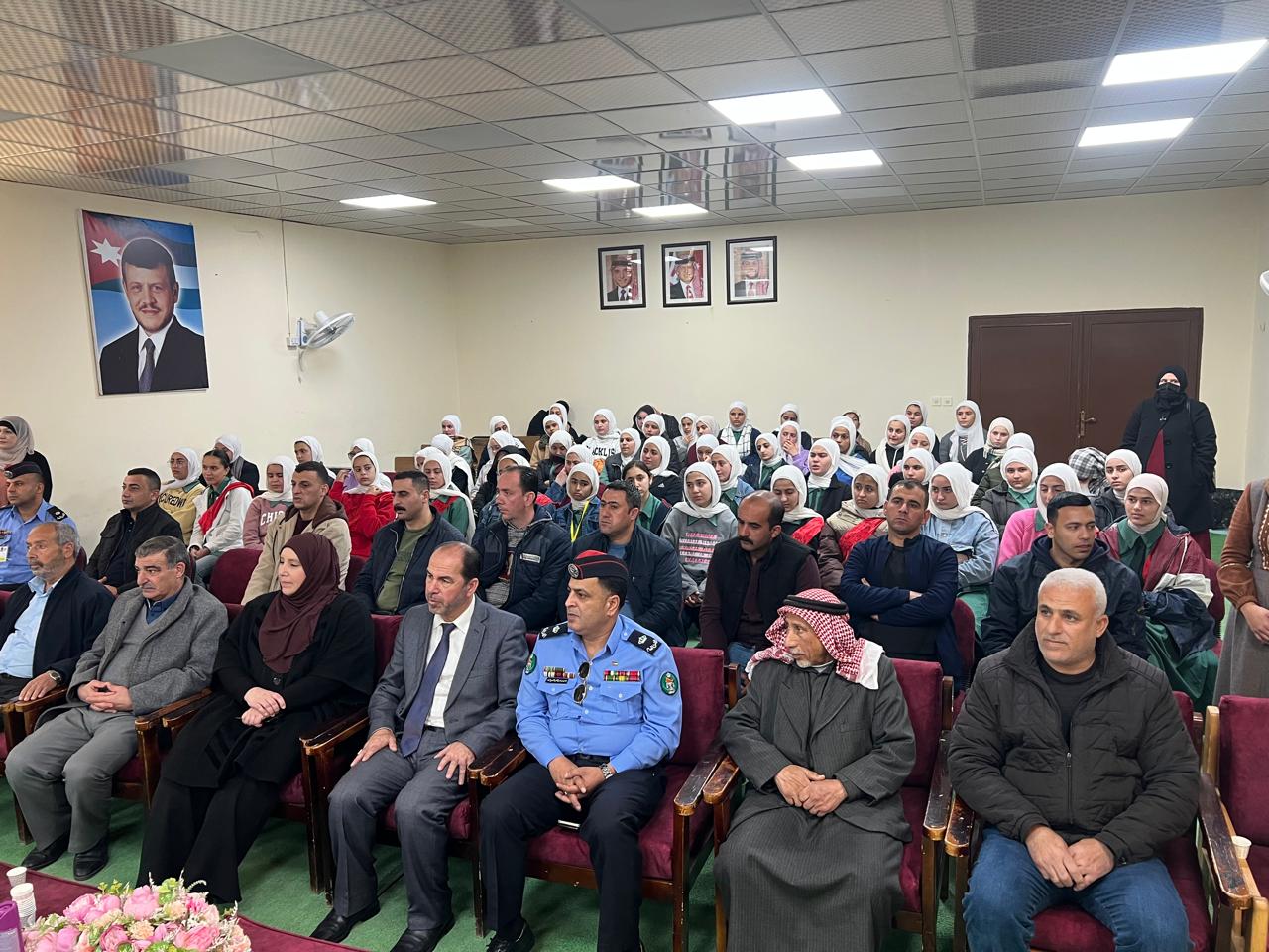 الحوامدة: المسرح المدرسي وسيلة تربوية فعّالة في نشر الوعي بين الطلبة