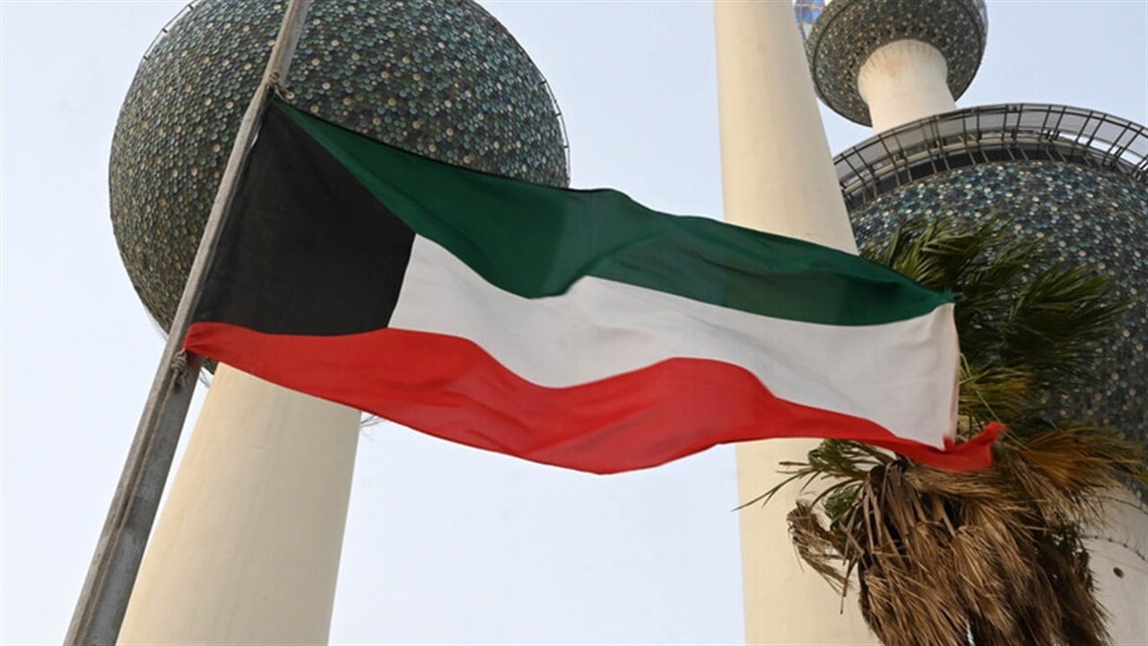 الكويت: 3 مراكز حدودية ومنصات تابعة لشركة النفط تتعرض لهجمات 