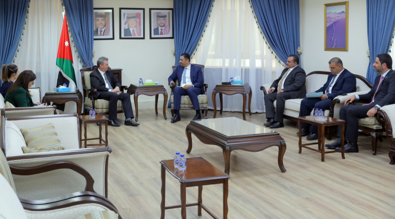 رؤساء لجان نيابية يبحثون مع السفير الاسترالي تعزيز العلاقات الثنائية