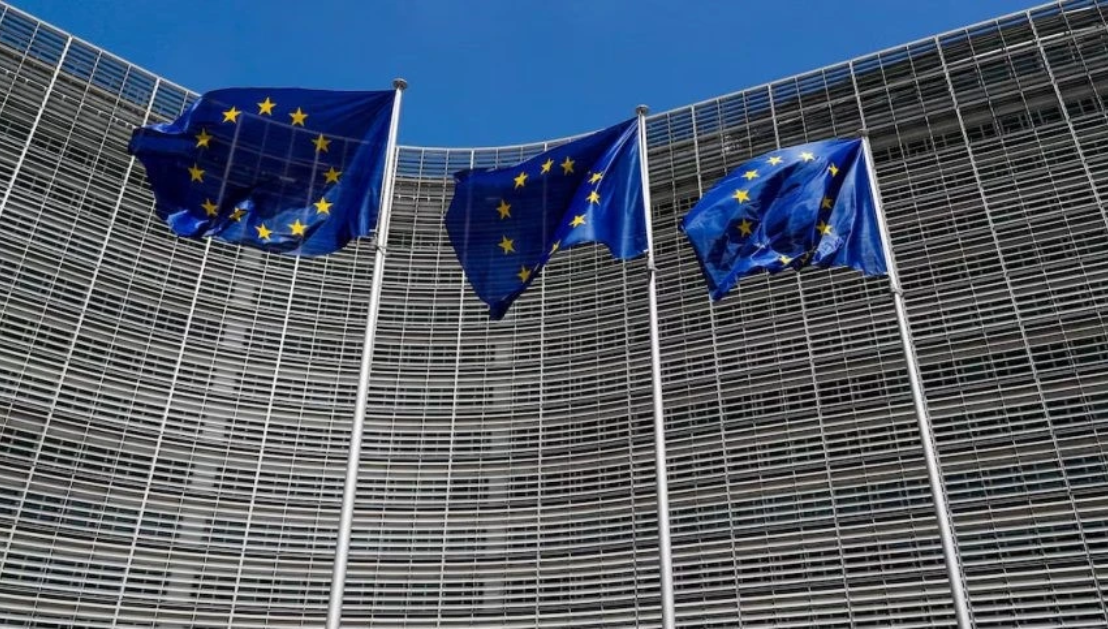 عقوبات أوروبية على إيران لسيطرتها على مضيق هرمز