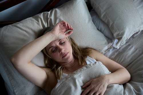 نصائح عملية لنوم جيد في الطقس الحار