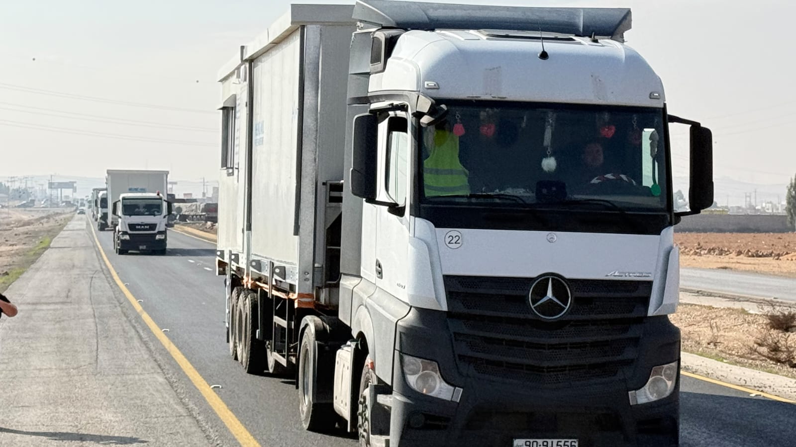 الأردن يسير قافلة مساعدات جديدة إلى سوريا