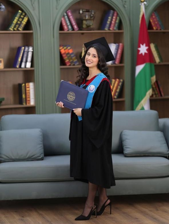 الدكتورة غزل عدنان سالم النجداوي طبيبة بامتياز ..  على خطى الأوفياء