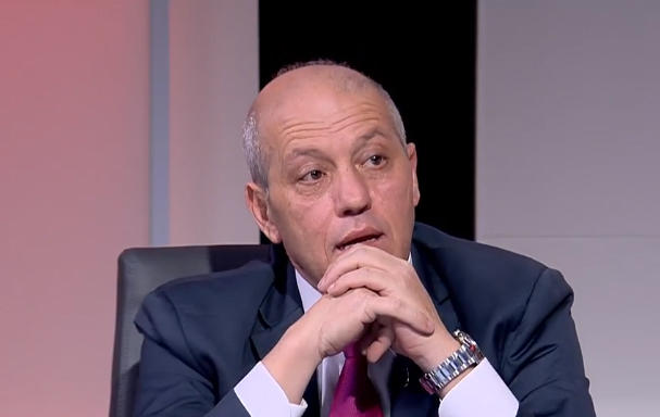 ابوطير عن المسؤولين المسافرين: البلد ماشية برحمة ربنا