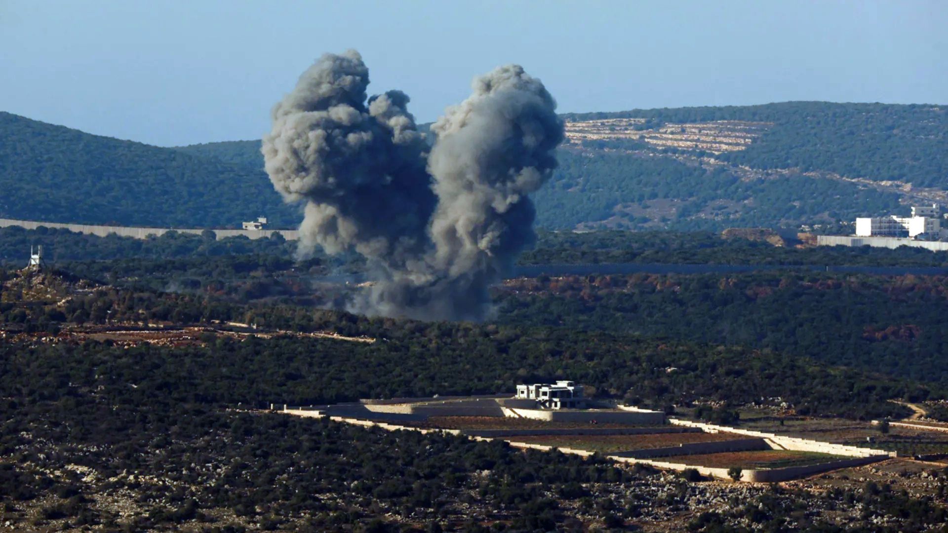 شهيد في لبنان جراء قصف إسرائيلي 