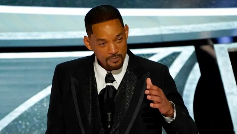 ويل سميث يشغل التواصل ..  طبق عربي خطف قلبه