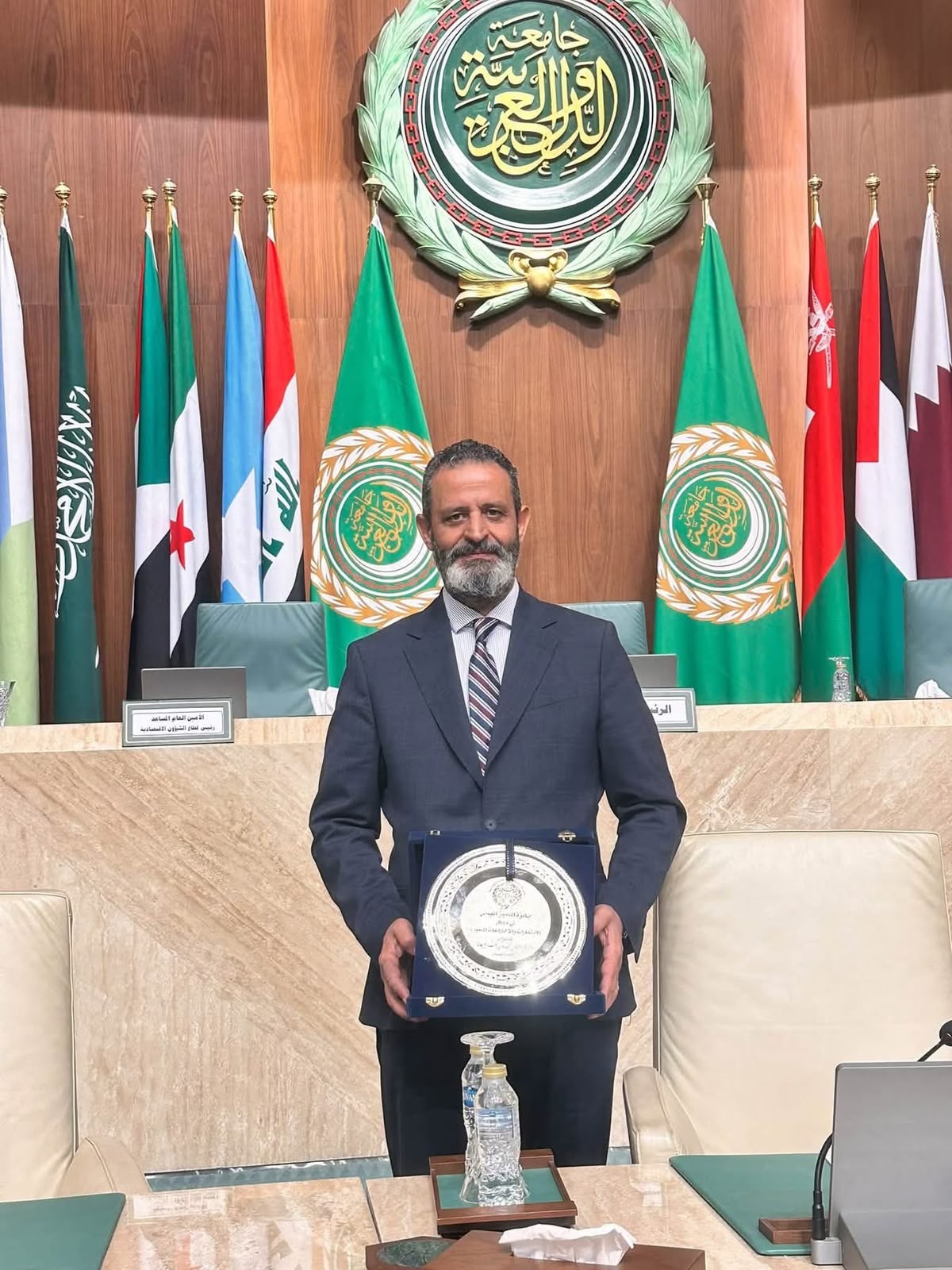 تكريم البروفيسور إدريس الشرايعة الملكاوي في جامعة الدول العربية ..  ألف مبارك 