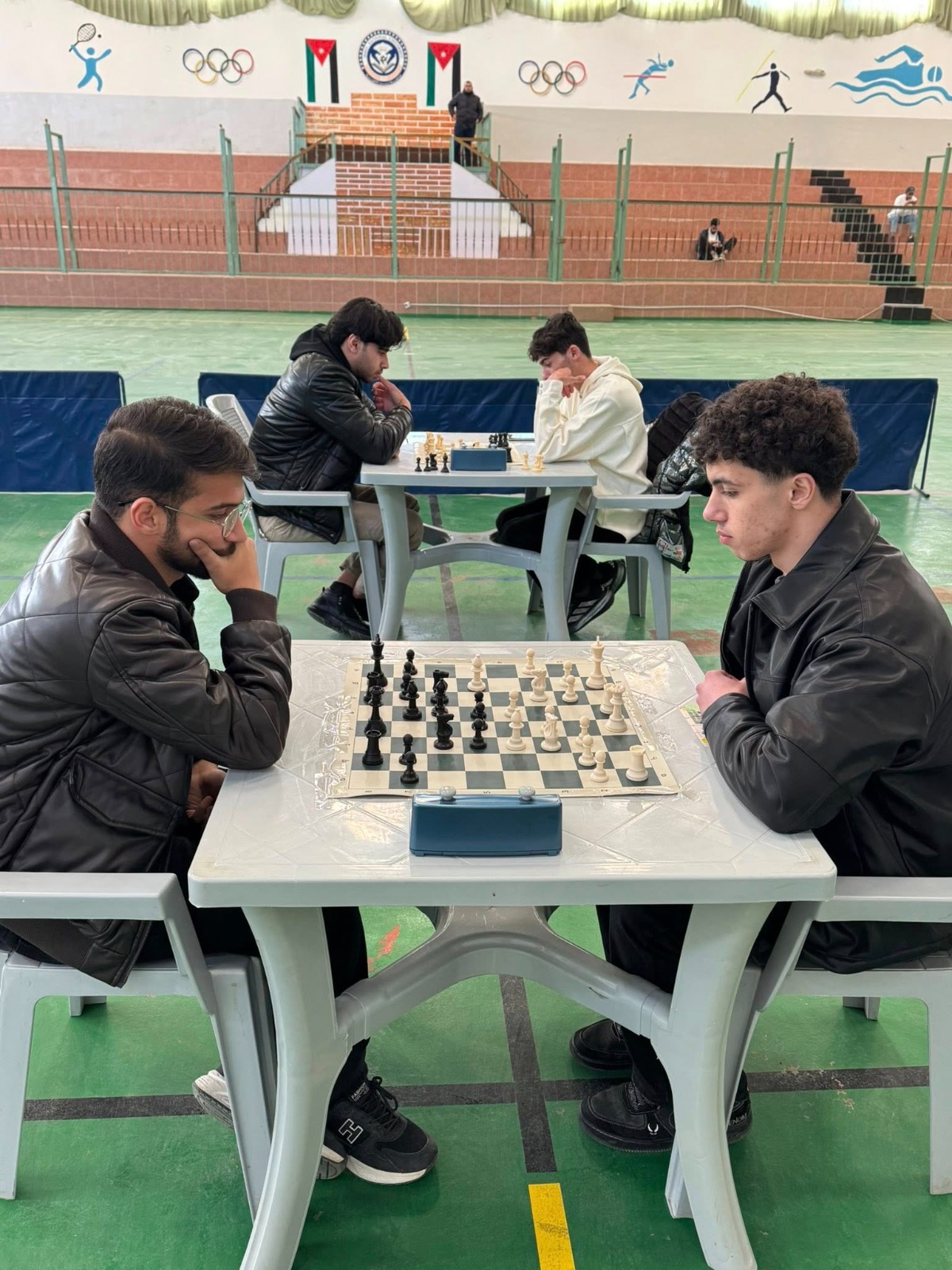 جامعة إربد الأهلية تُنظم بطولتين تنشيطيتين في لعبة الشطرنج للطلبة والطالبات