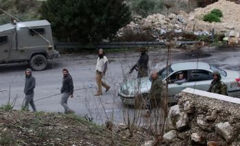 إصابات بهجوم مستوطنين إسرائيليين على قرية برقة 