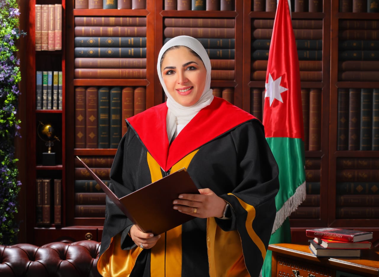 مرام بلال دحبور تحصل على الدكتوراة في القانون ..  مبارك