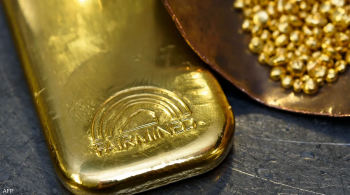 الذهب قرب أعلى مستوياته في شهر بفضل تباطؤ التضخم الأميركي