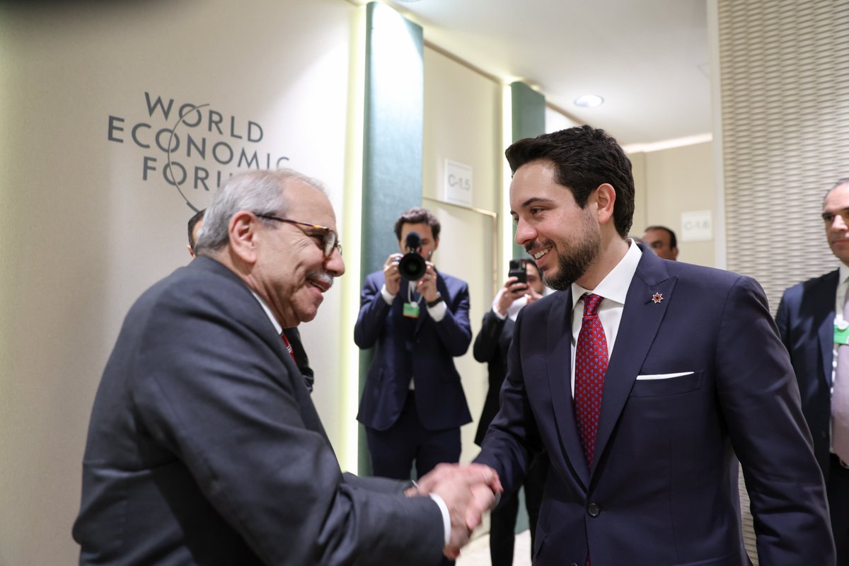 ولي العهد يلتقي سلام ويؤكد دعم جهود لبنان لتعزيز أمنه واستقراره