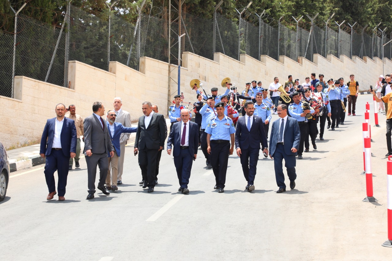 image.php?token=43b17f3dc2f1b647343216116412e744&size=xlarge