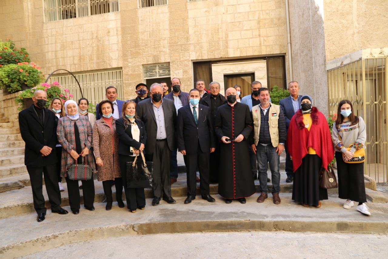 محافظ البلقاء يرعى إطلاق حملة كاريتاس الأردن من السلط