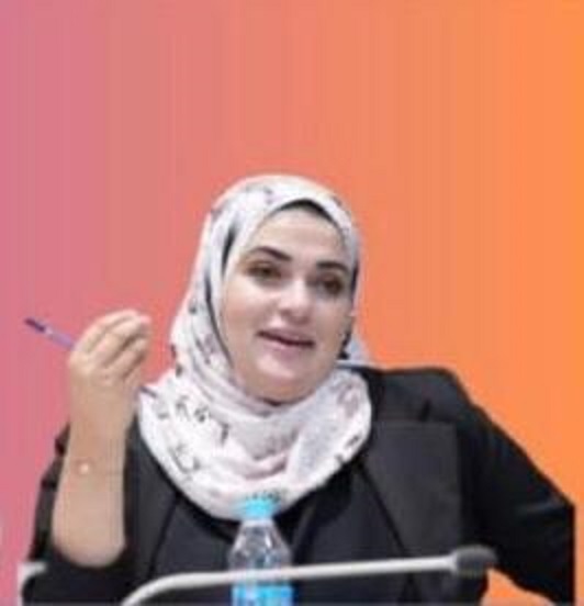 الناشطة رنا أبو حمور ..  جهود دؤوبة في نشر ثقافة العمل التطوعي