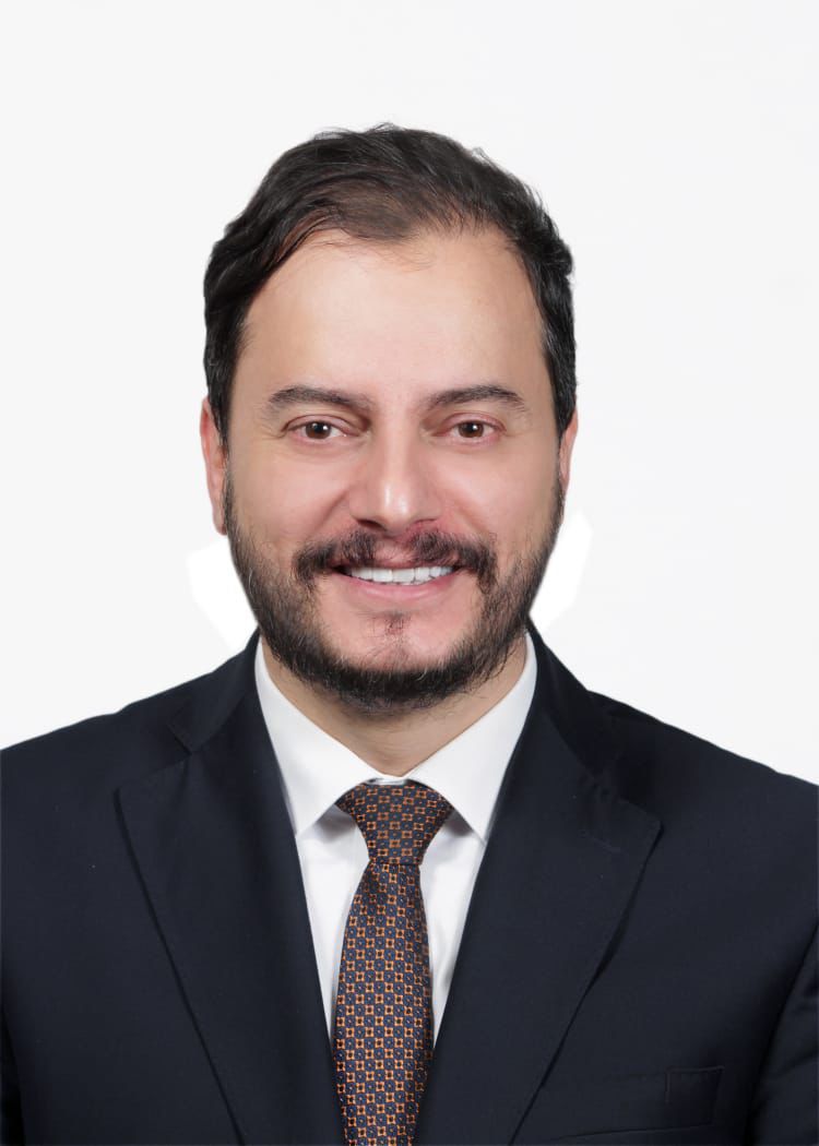 أحزاب بلا أبواب أم بلا أصحاب؟