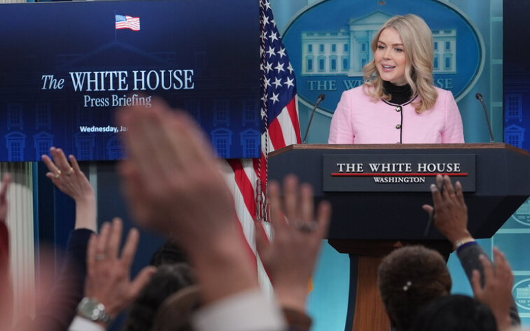 واشنطن: عائدات النفط الفنزويلية ستذهب إلى حسابات أمريكية 