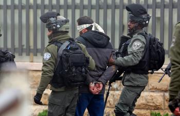 اعتقال 24 مواطنًا في القدس بينهم مصاب