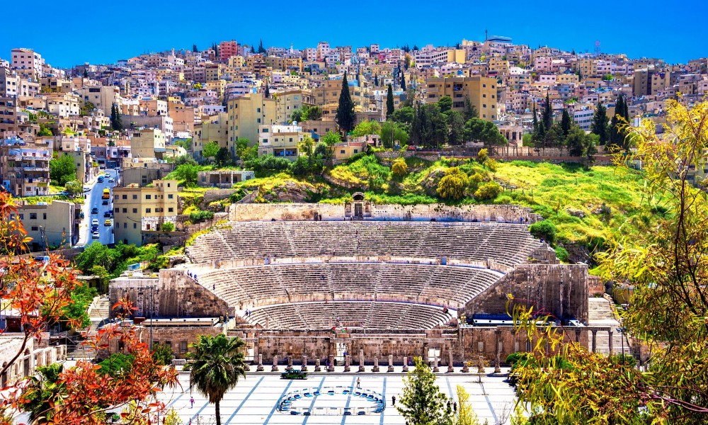 أجواء صيفية معتدلة السبت وحارة نسبيًا الأحد 