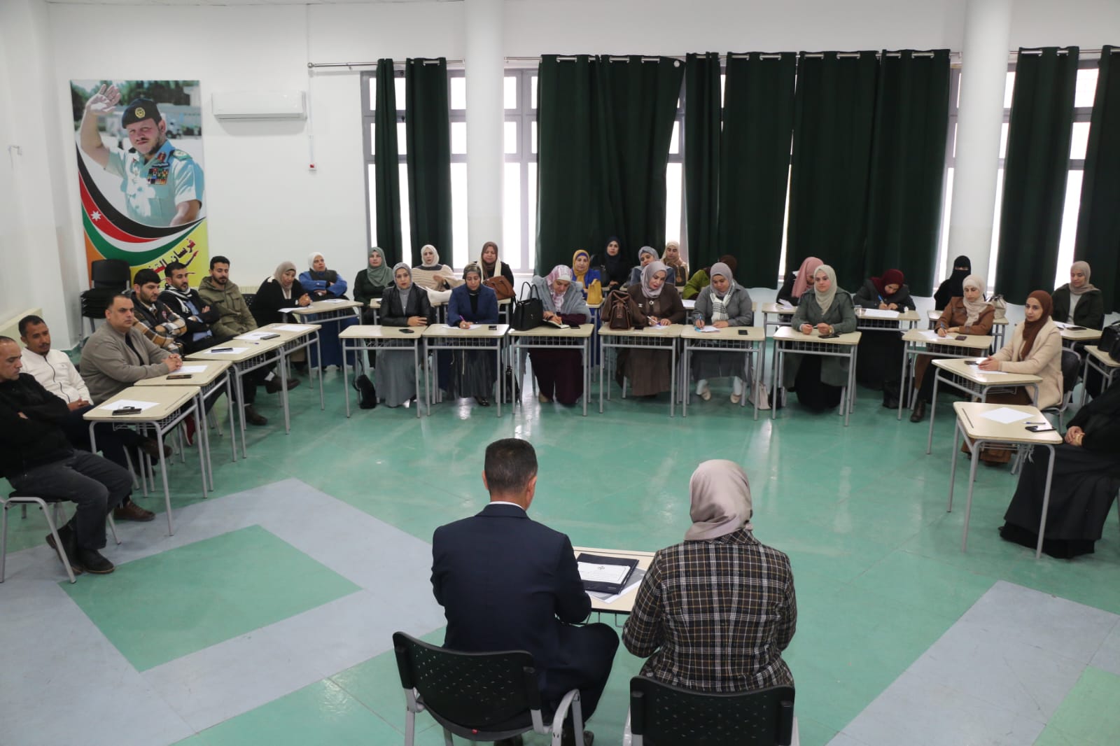 ورشة لتعزيز المهارات الإعلامية لمبادرة لمدرستي أنتمي في تربية البترا