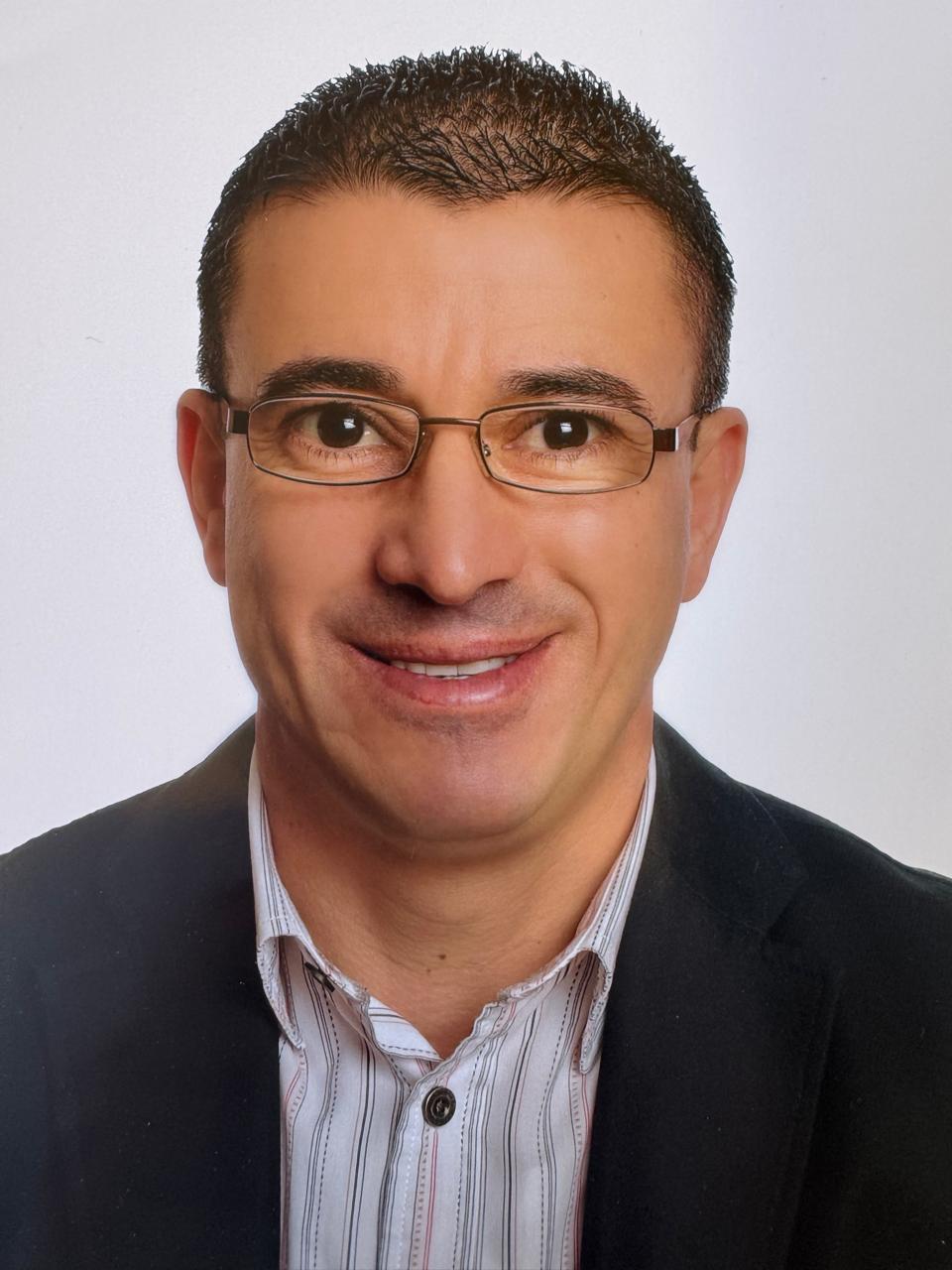 يحيى الحموري