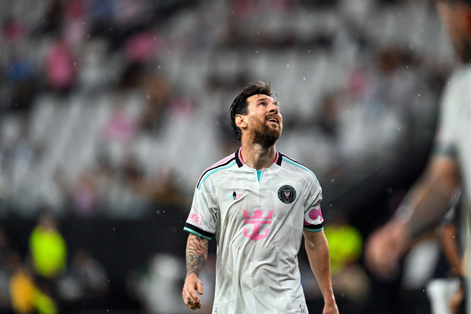 ميسي يعزز صدارته لترتيب هدافي الدوري الأميركي بثنائية في 4 دقائق