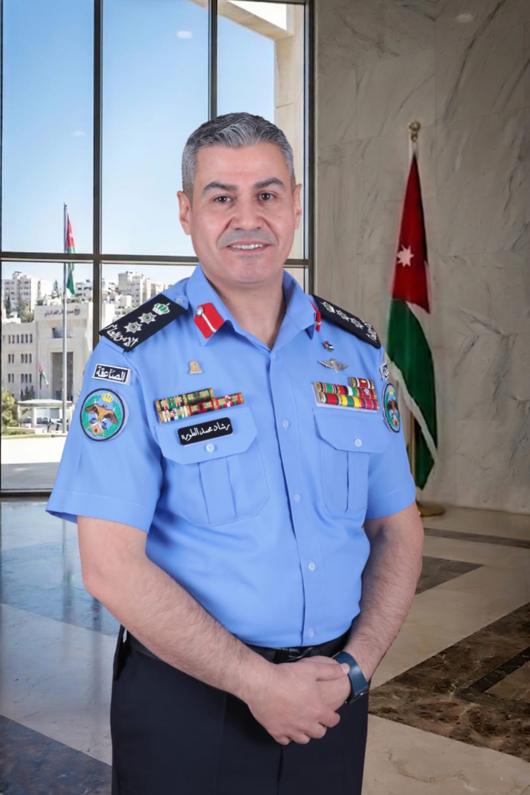 المهندس راني الطورة يهنئ شقيقه رشاد بالترفيع إلى رتبة عقيد 