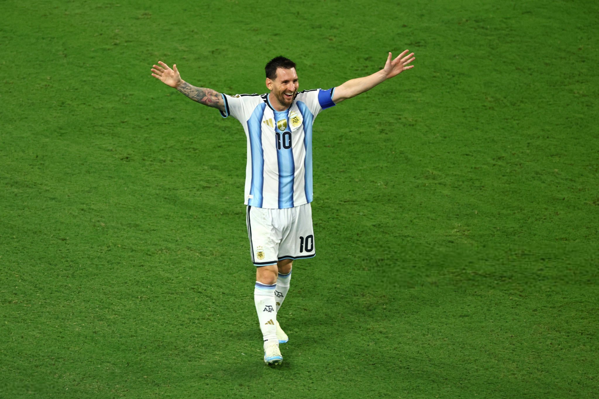 ميسي يصبح أكثر اللاعبين صناعة للأهداف في كأس العالم 