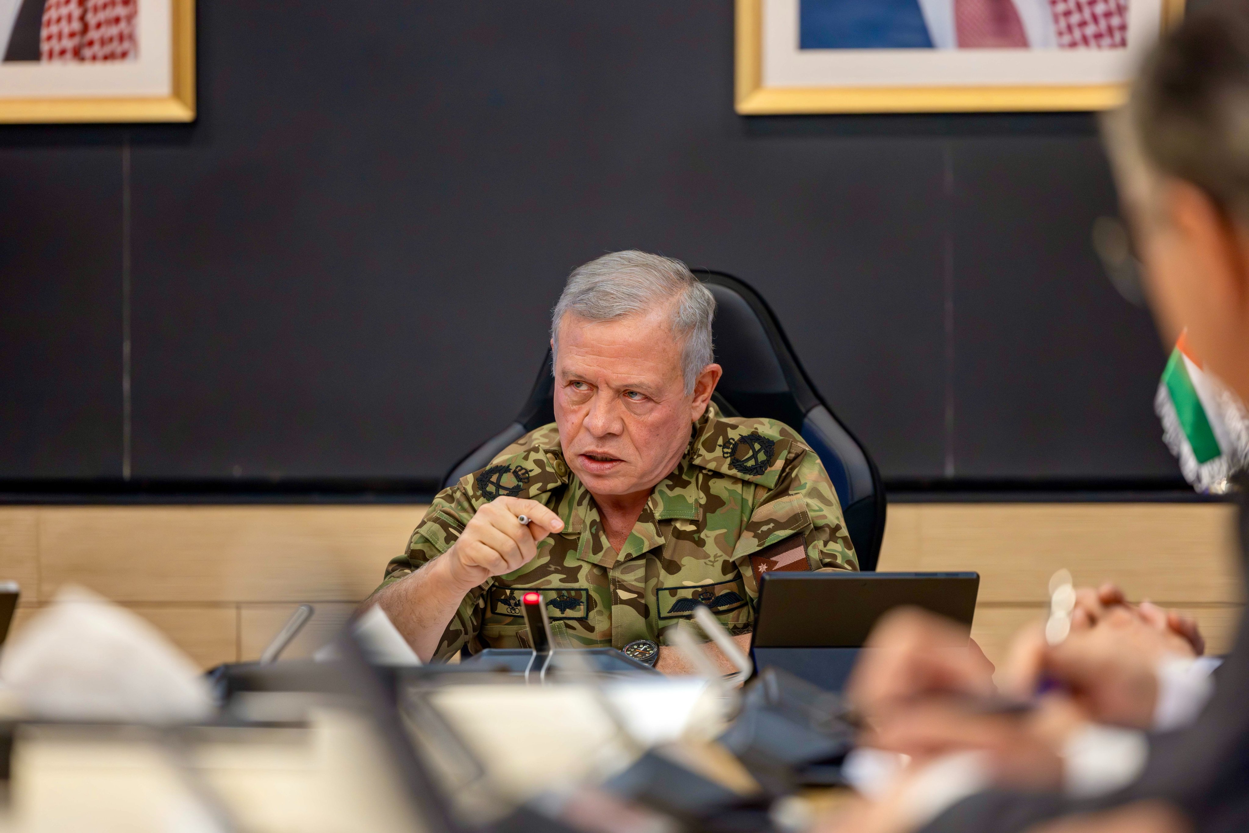 الحدادين: توجيهات الملك لضبط الأسواق وتعزيز الجاهزية صمام أمان للأردن