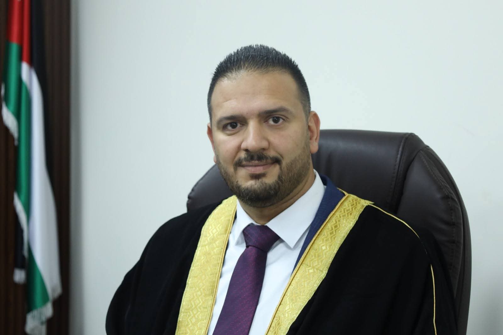 الدكتوراة لـ لطفي هاني العواملة