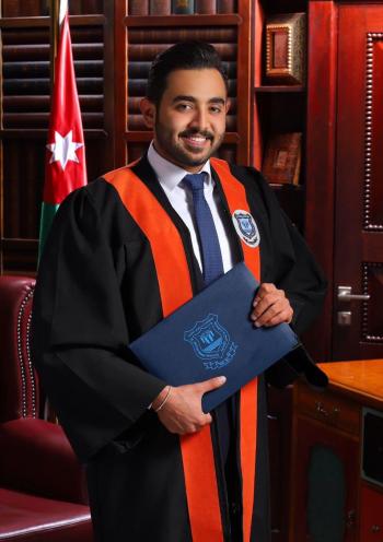الكردي يهنئ المهندس معن محمود الطيطي بمناسبة التخرج 