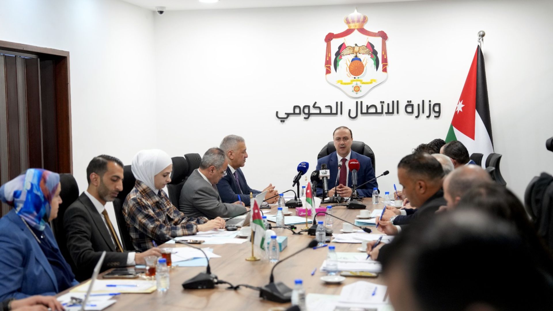 الحكومة: استعراض الخطة الإعلامية الإجرائية للاستعداد لشهر رمضان