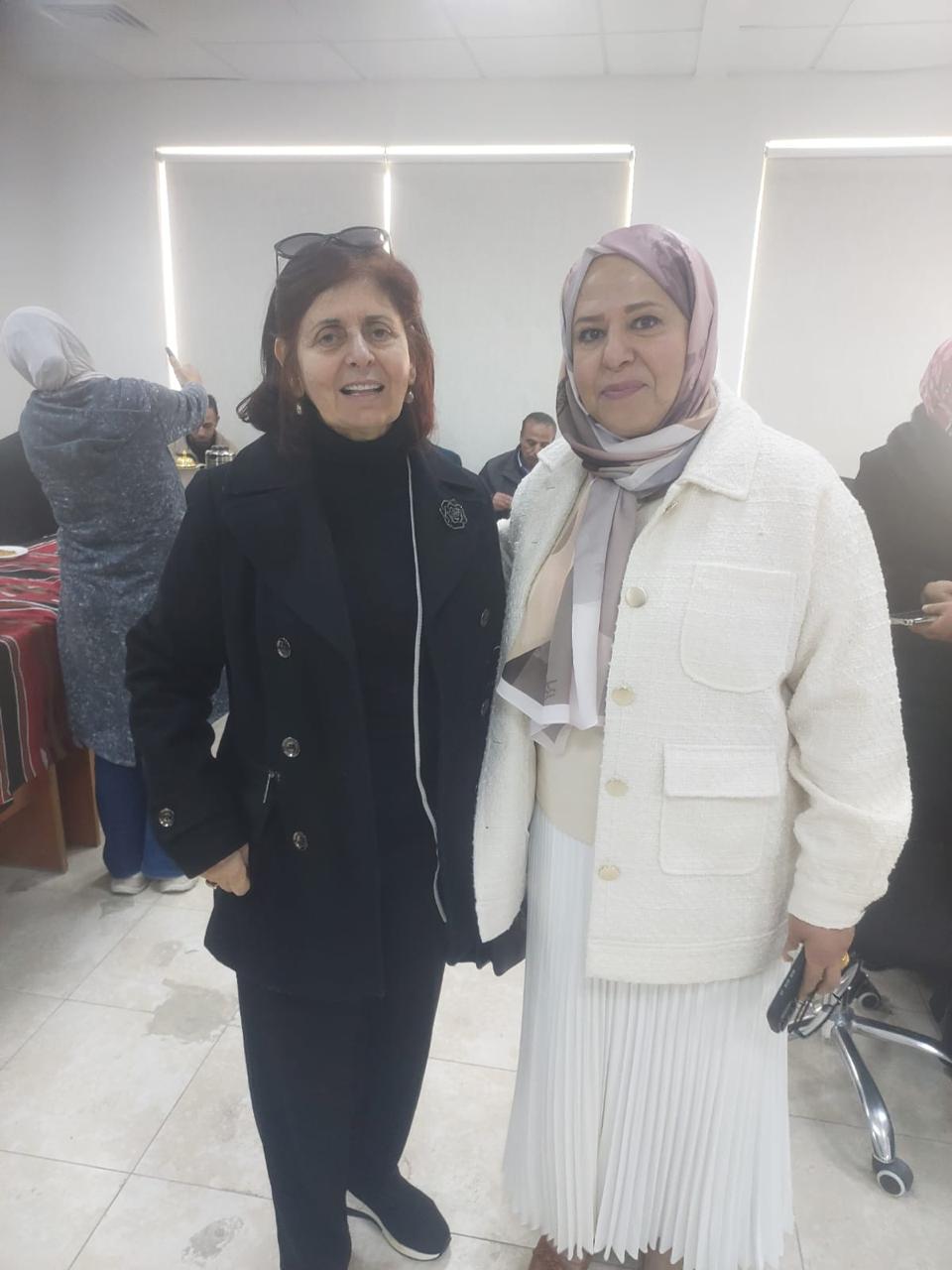 هيام قطناني وإيمان العواملة ..  مبارك الترقية