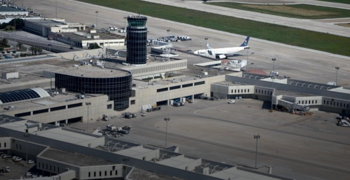 الأمن اللبناني يمنع دخول 4 حقائب مع الوفد الإيراني #الاردن 