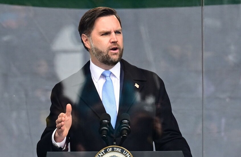 فانس: الإيرانيون غير مستعدين بعد لقبول بعض خطوط ترامب الحمراء