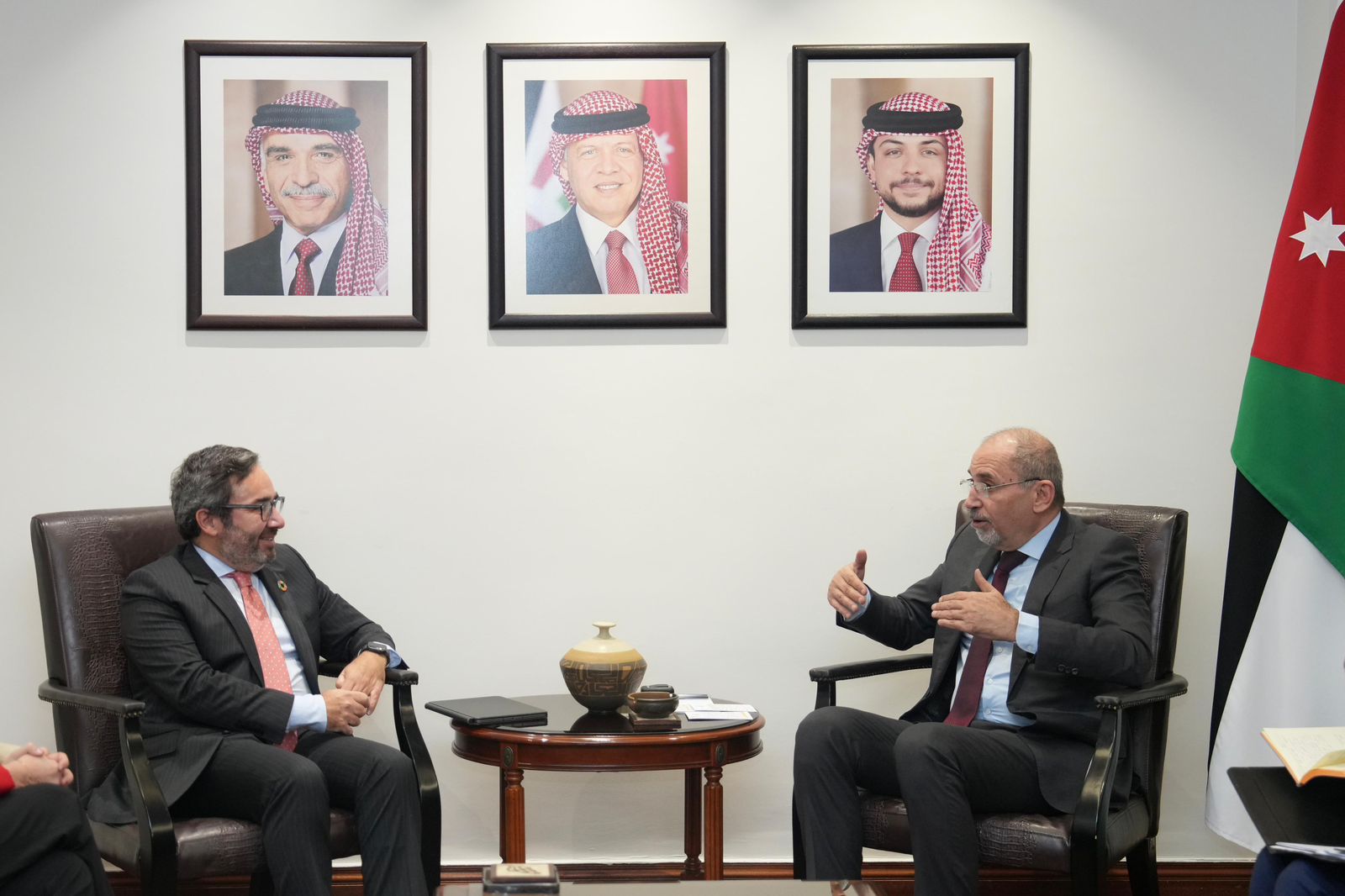 وزير الخارجية يلتقي وكيل الأمين العام للأمم المتحدة