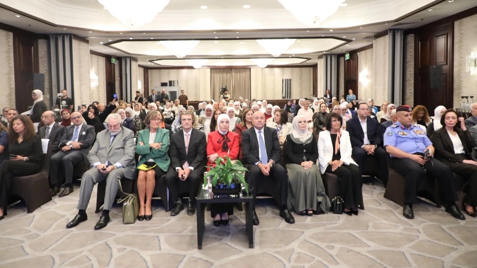 وزارية تمكين المرأة و الشؤون السياسية تطلقان ملتقى السياسيات الأردنيات