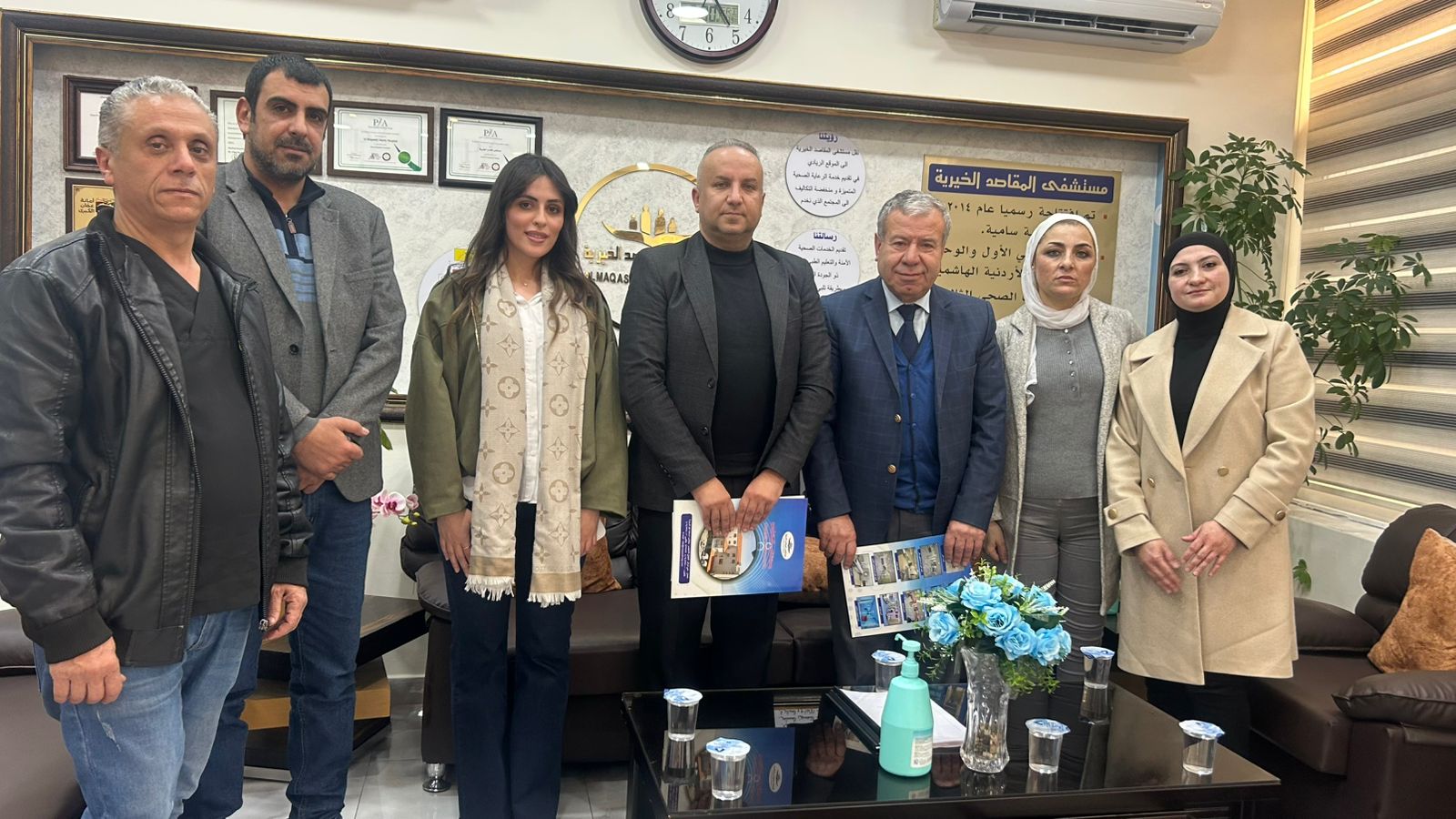 مستشفى المقاصد وبنك الدواء يوقعان لتنفيذ برامج مشتركة