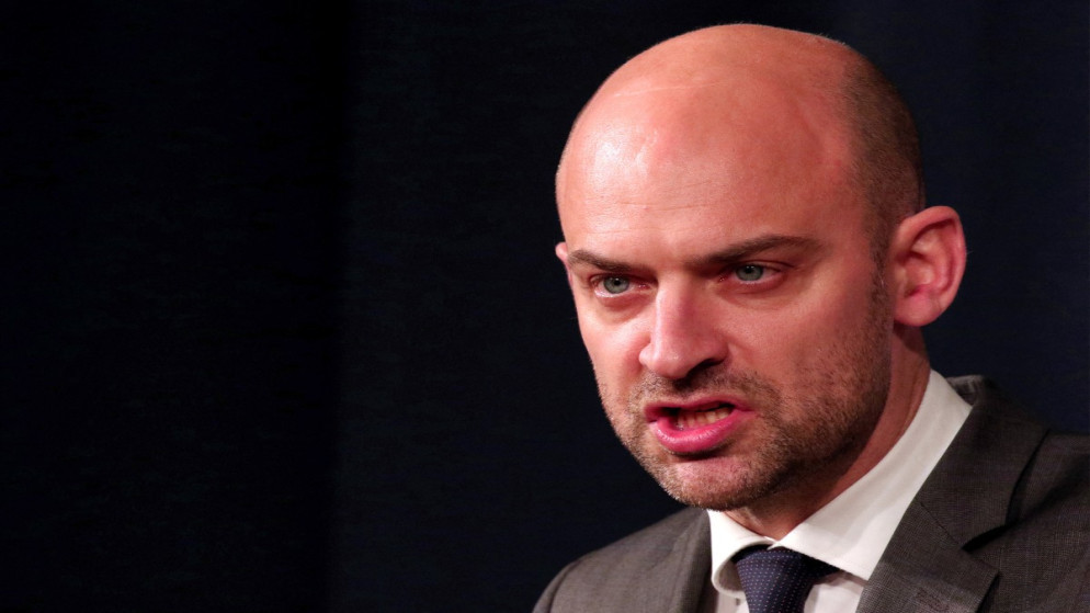 وزير الخارجية الفرنسي: آمل أن لا ينفذ ترامب تهديداته لإيران 