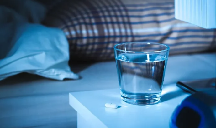 هل تساعد مشروبات المغنسيوم حقاً على النوم؟