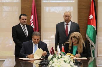 اتفاقية تعاون ثنائية بين جامعة الشرق الأوسط ومجموعة استيتيه للتصميم الداخلي