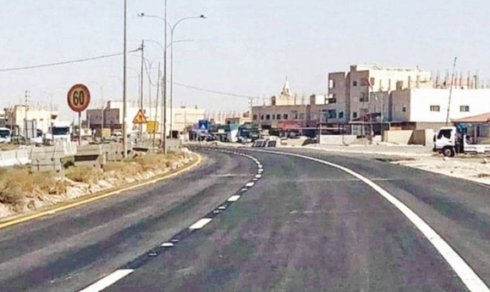 الحكومة تشترط تعيين 2000 أردني لدعم كهرباء مجمع صناعي في القطرانة 