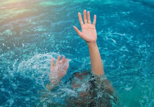 وفاة طفل غرقا بمسبح مغلق في اربد