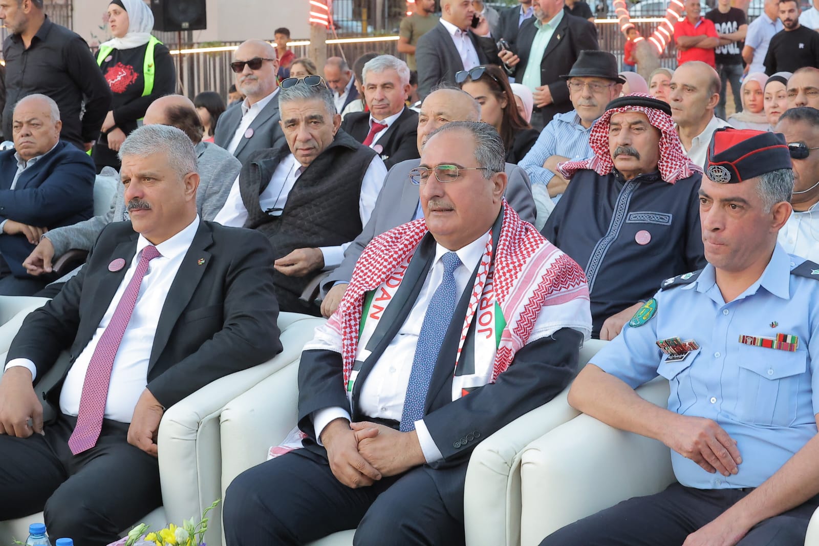 الخصاونة: في ذكرى الاستقلال نجدد المحبة لجلالة الملك عبد الله الثاني  